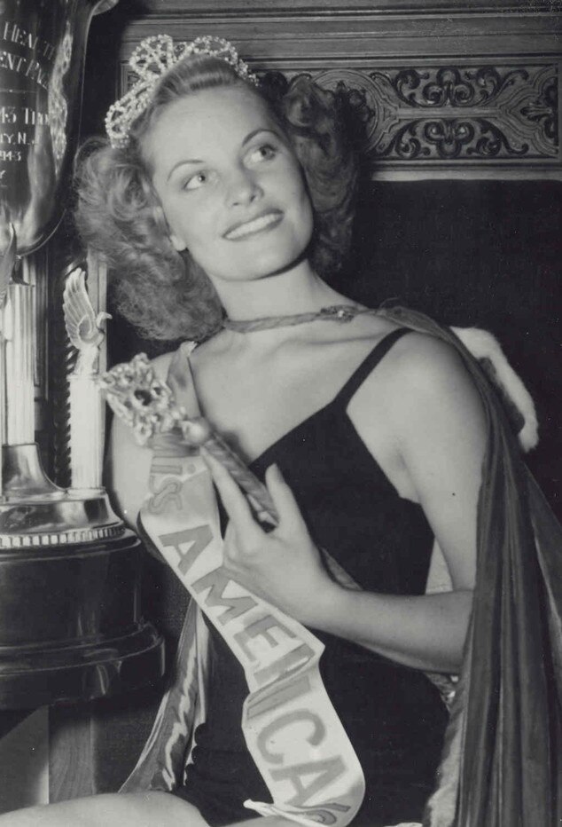 Miss America 1943