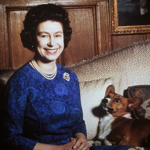 Welsh Corgis in Decline?! These Photos of Queen Elizabeth With Her