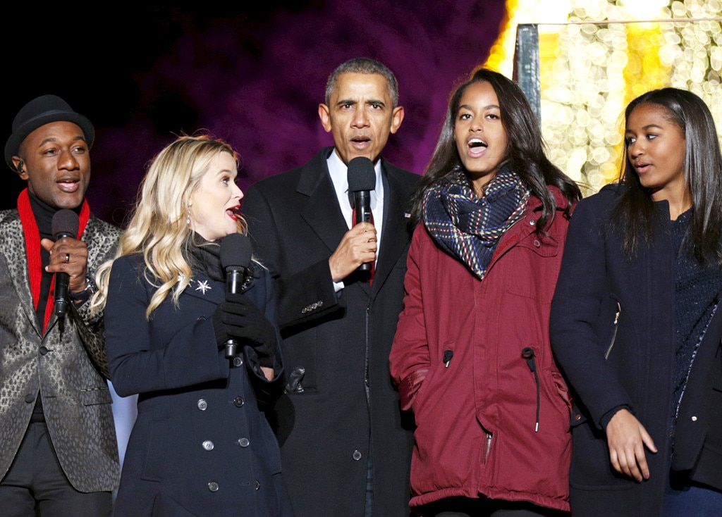 Barack Obama, Aloe Blacc, Reese Witherspoon, Malia Obama, Sasha Obama Barack Obama, Aloe Blacc, Reese Witherspoon, Malia Obama, Sasha Obama