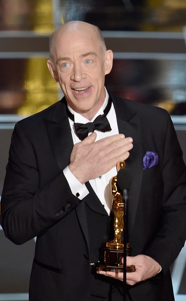 J K Simmons Wins Best Supporting Actor At The Oscars Reminds Us To Call Our Mom And Dad E News