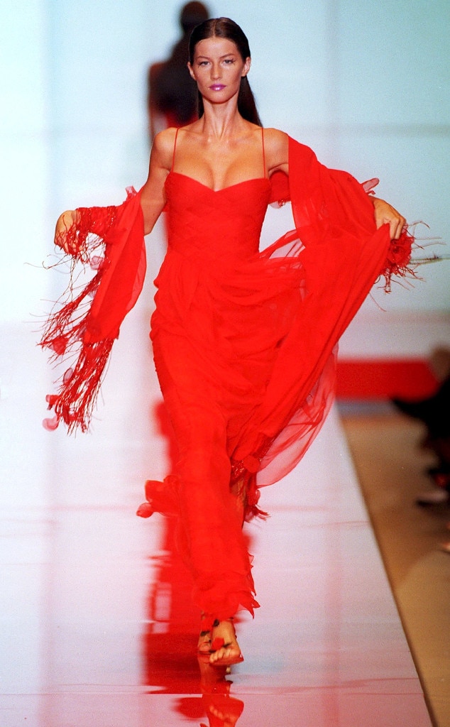 Valentino Paris Haute Couture Fashion Week Fall 1999 From Gisele ...