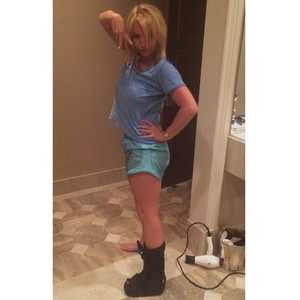 Britney Spears Shows Off Her New Bootie After Concert ...