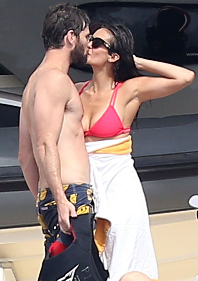 Nina Dobrev, Austin Stowell Nina Dobrev, Austin Stowell