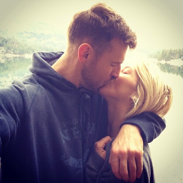 Stealing A Kiss From Julianne Hough And Brooks Laich Romance Rewind E News