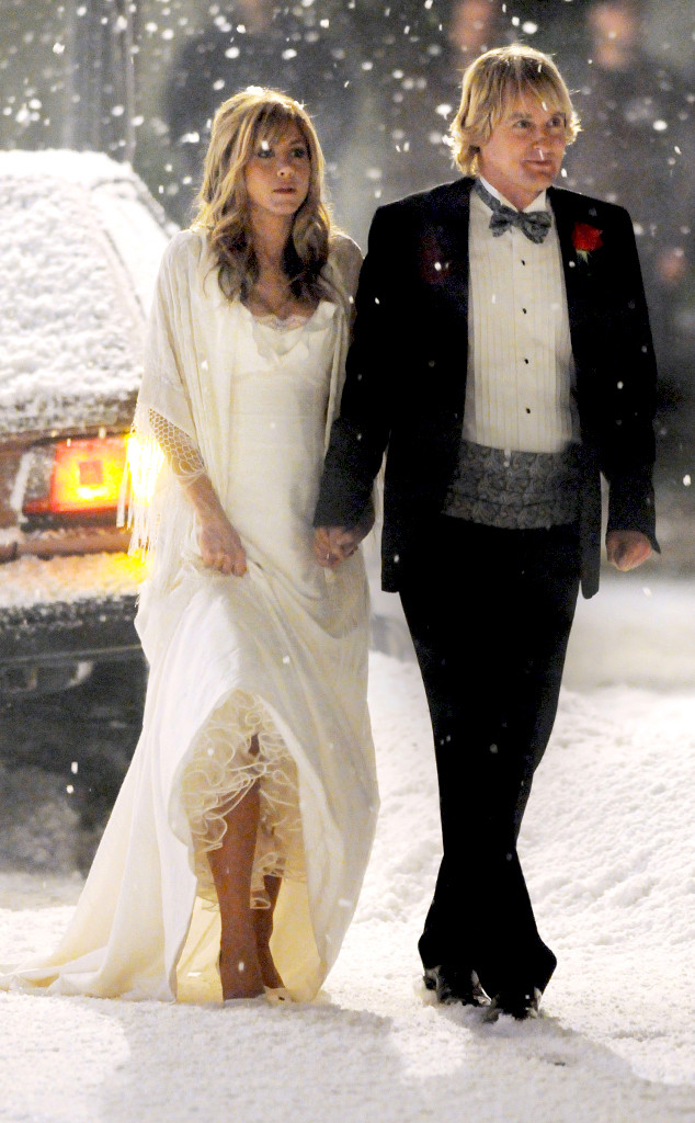 Jennifer Aniston Is a Beautiful Bride! See Her Wedding Dress Onscreen