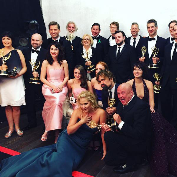 Amy Schumer Photobombs the Cast of Game of Thrones Backstage at 2015 Emmys Amy Schumer Photobombs the Cast of Game of Thrones Backstage at 2015 Emmys