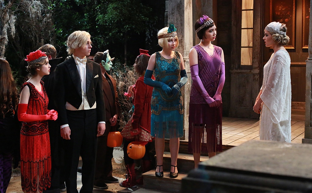 Girl Meets World Gets Musical in Halloween Crossover With Austin and Ally and Ghosts in This 