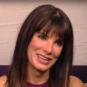 Sandra Bullock Jokes That Her Son Louis, 5, Picked Out Her ...
Sandra Bullock