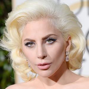 Lady Gaga Goes Old Hollywood Glam With Her 2016 Golden Globes Makeup Look E News 