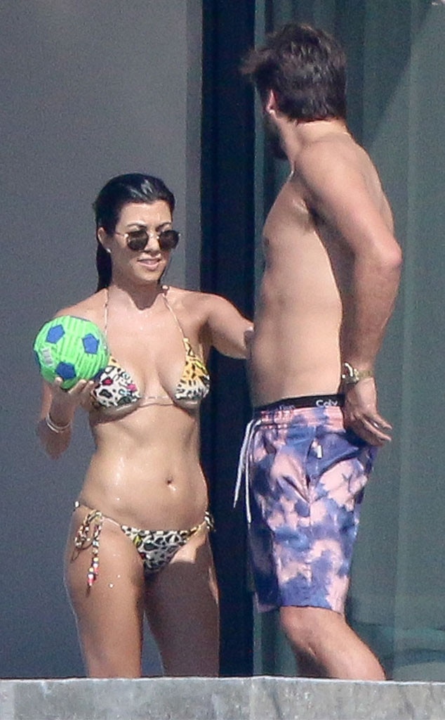 Kourtney Kardashian, Scott Disick Kourtney Kardashian, Scott Disick