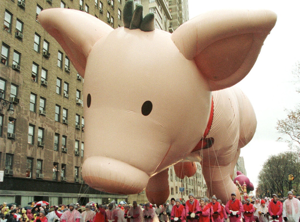 Scariest Macy's Thanksgiving Day Parade Floats, 1998