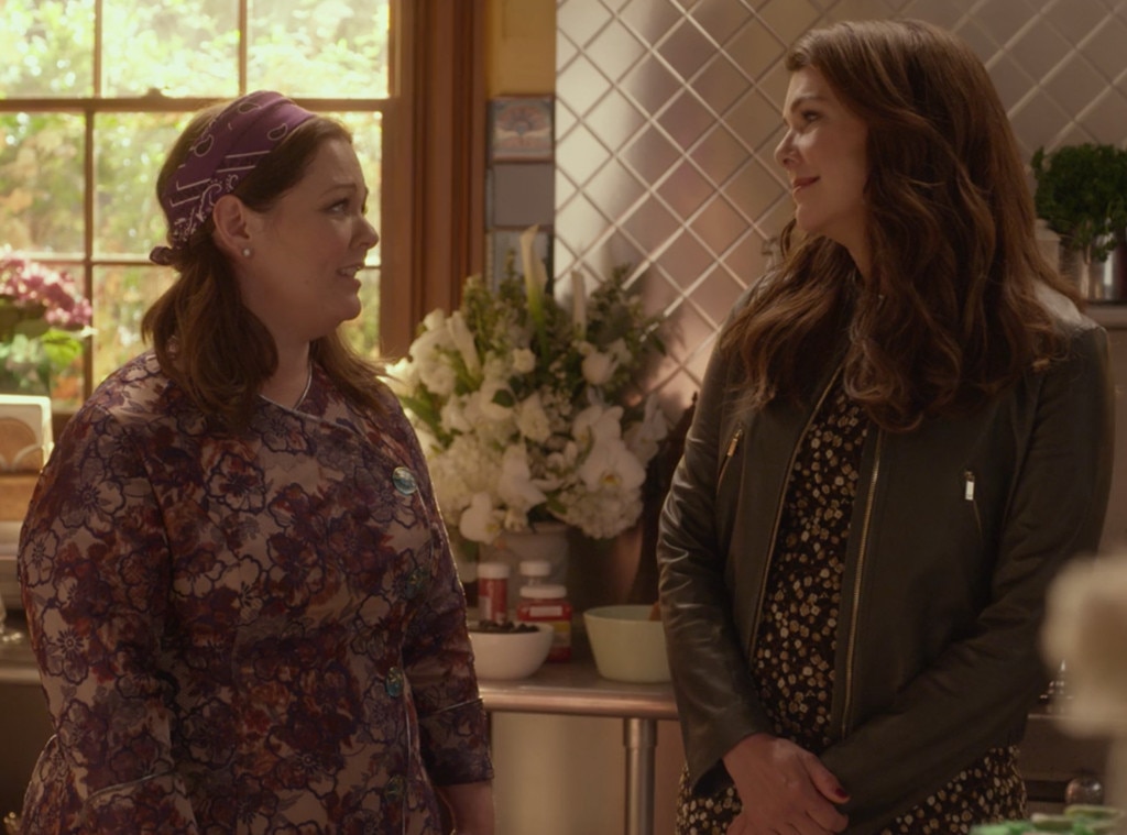 Lauren Graham's Gilmore Girls Reunion With Melissa McCarthy Was a Super