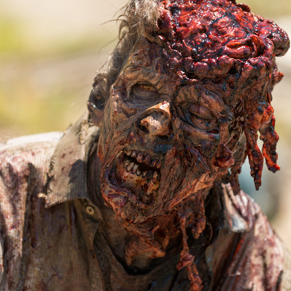 The Real Reason Why The Walking Dead Doesn't Use the Word "Zombie" Revealed - E! Online
