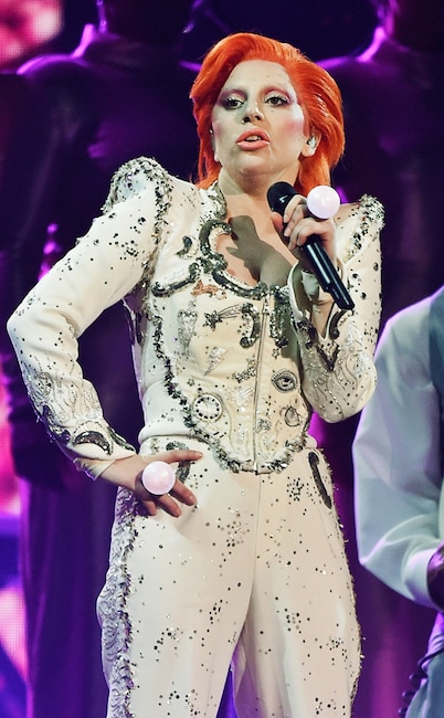 Lady Gaga, 2016 Grammy Awards, Show