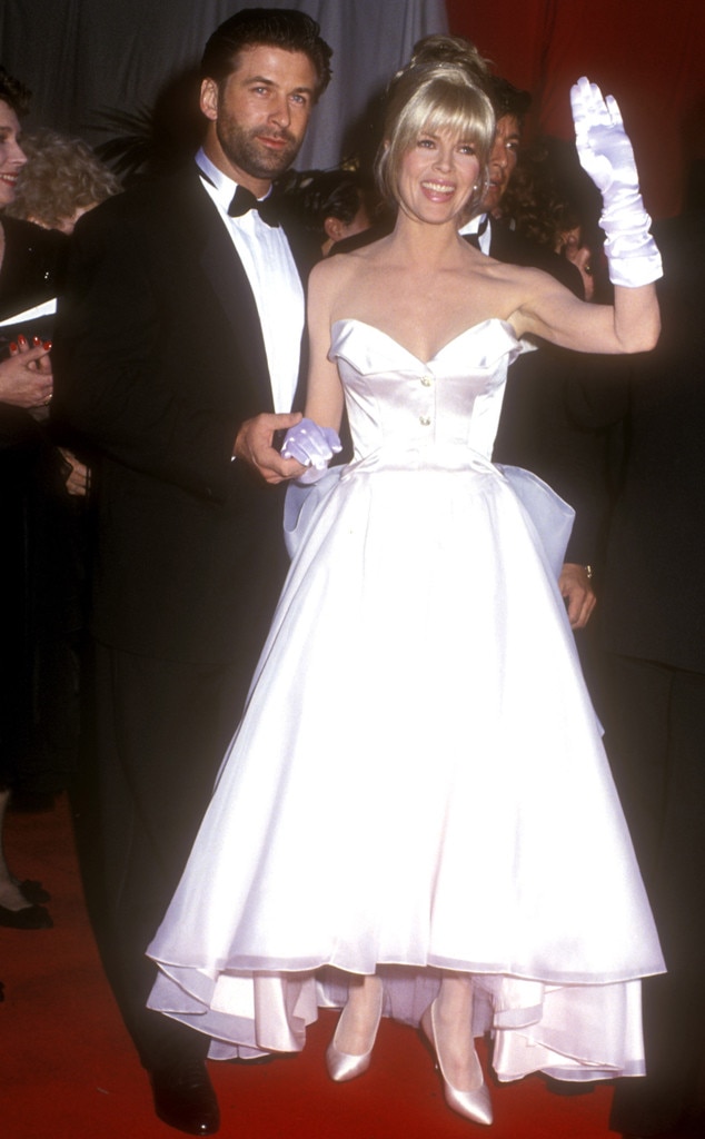 Alec Baldwin And Kim Basinger From Throwback Couples At The Oscars E News 4047