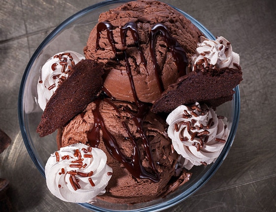 A WonkaInspired Chocolate Factory Restaurant Is Opening at Universal