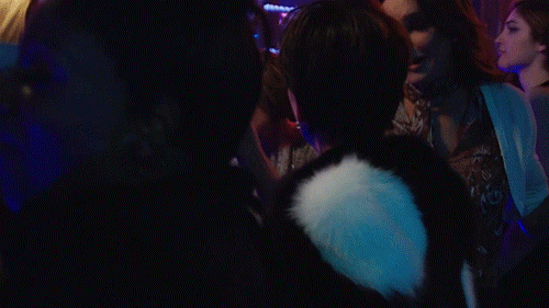 rs_500x281-160406142120-500-I-Am-Cait-206-Caitlyn-Jenner-Dancing.gif