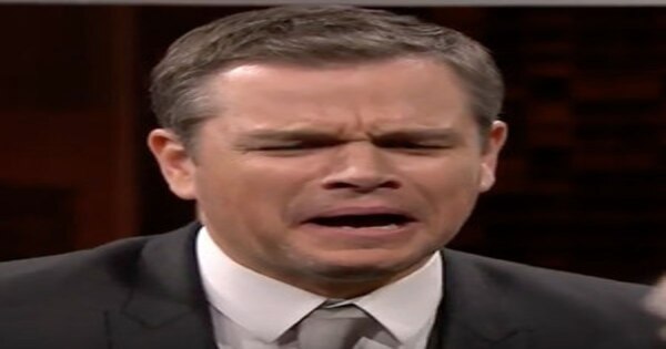 Jimmy Fallon and Matt Damon Face Off in Box of Lies, but Only One ...
Matt Damon