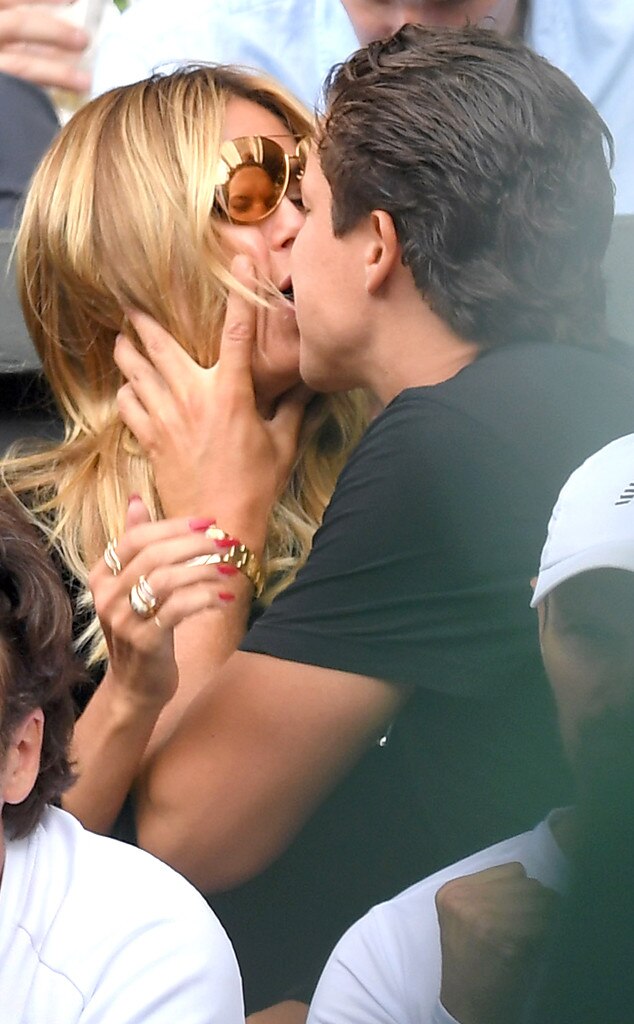Heidi Klum And Vito Schnabel Share What Might Be The Most Awkward Kiss