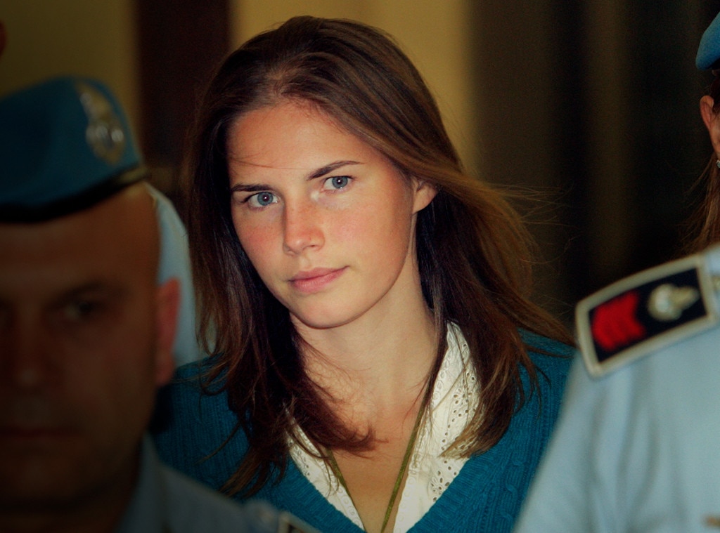 All The Things You Forgot About The Twisted Tale Of Amanda Knox E News