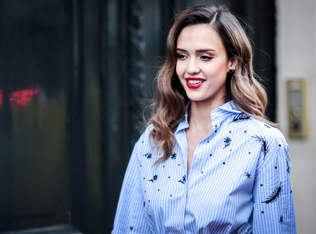 ESC: Jessica Alba ESC: Jessica Alba