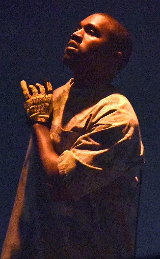 Kanye West, Saint Pablo, Chicago