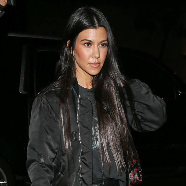 Kourtney Kardashian Goes Skinny Dipping In Costa Rica E News 