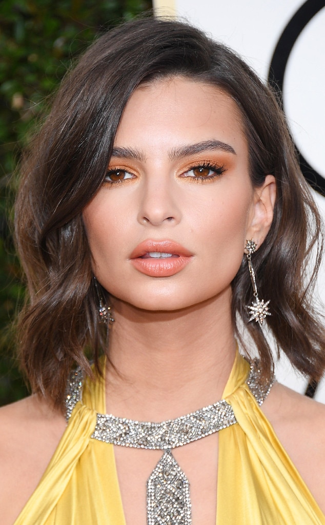 Emily Ratajkowski makeup golden globes 2017 | The Beauty Vanity