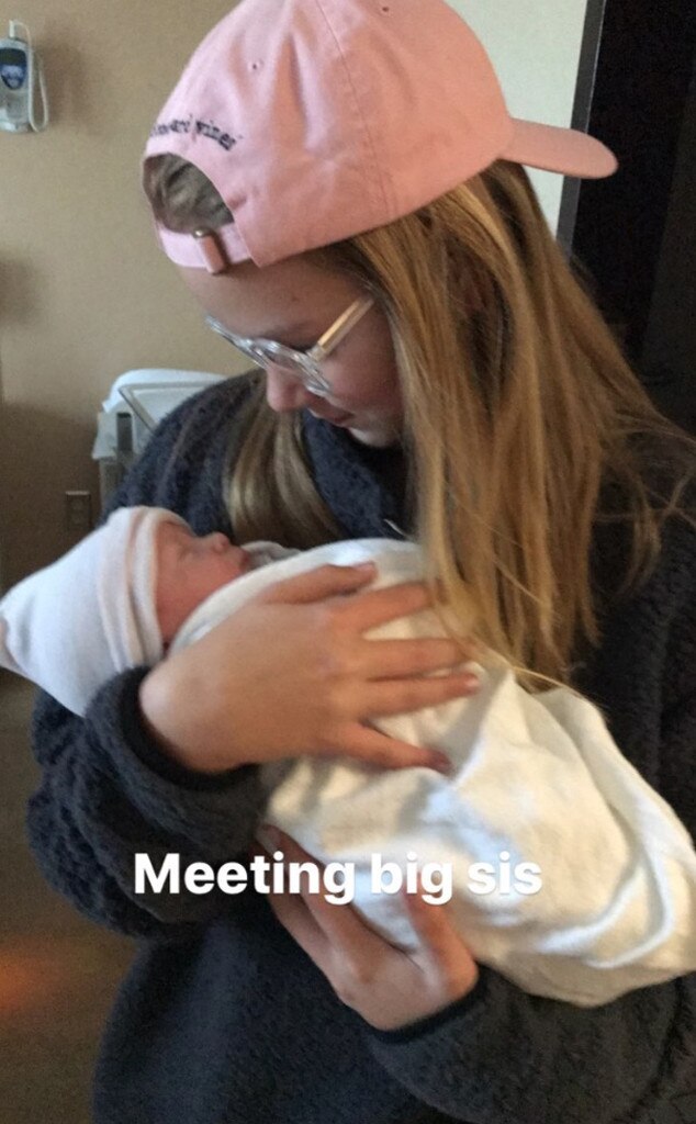 The Bachelorette's Emily Maynard Johnson Gives Birth to Baby No. 4 E