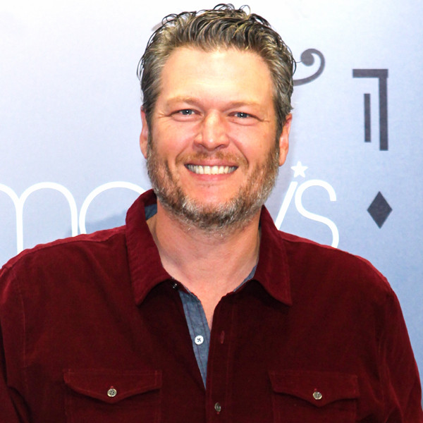 Blake Shelton Is People S Sexiest Man Alive 2017 E News