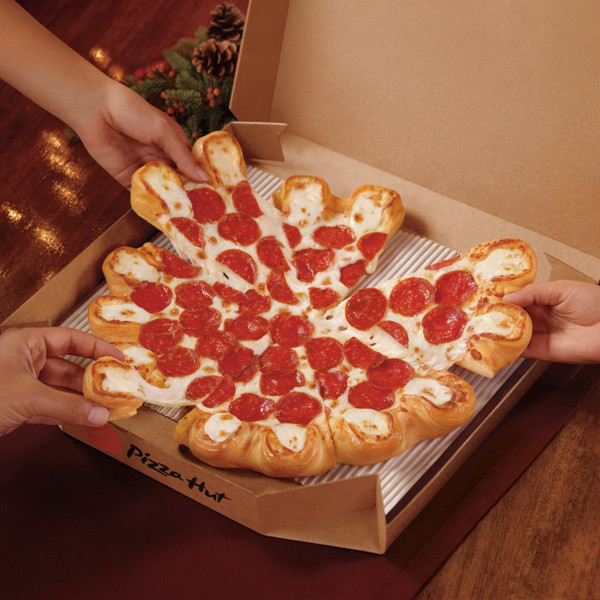 Christmas Just Came Early! Pizza Hut's New Crust Has 16 ''Cheese Pockets''