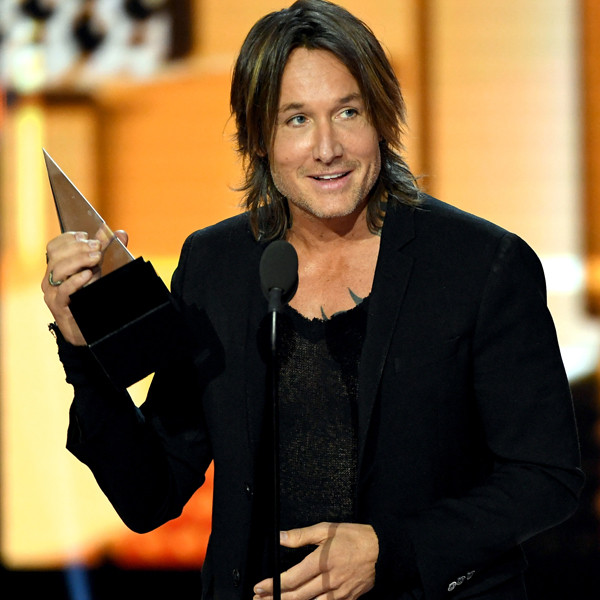 Keith Urban Is So "Glad" Nicole Kidman Was There to Help Him at 2017 American Music Awards