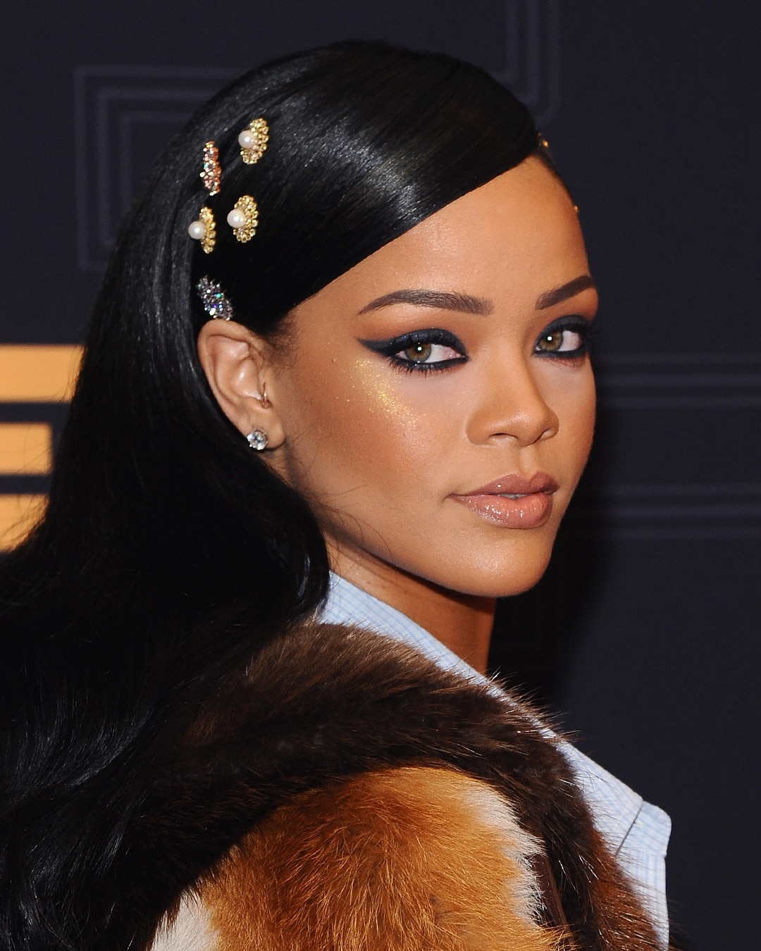 ESC: Hair Accessories, Rihanna