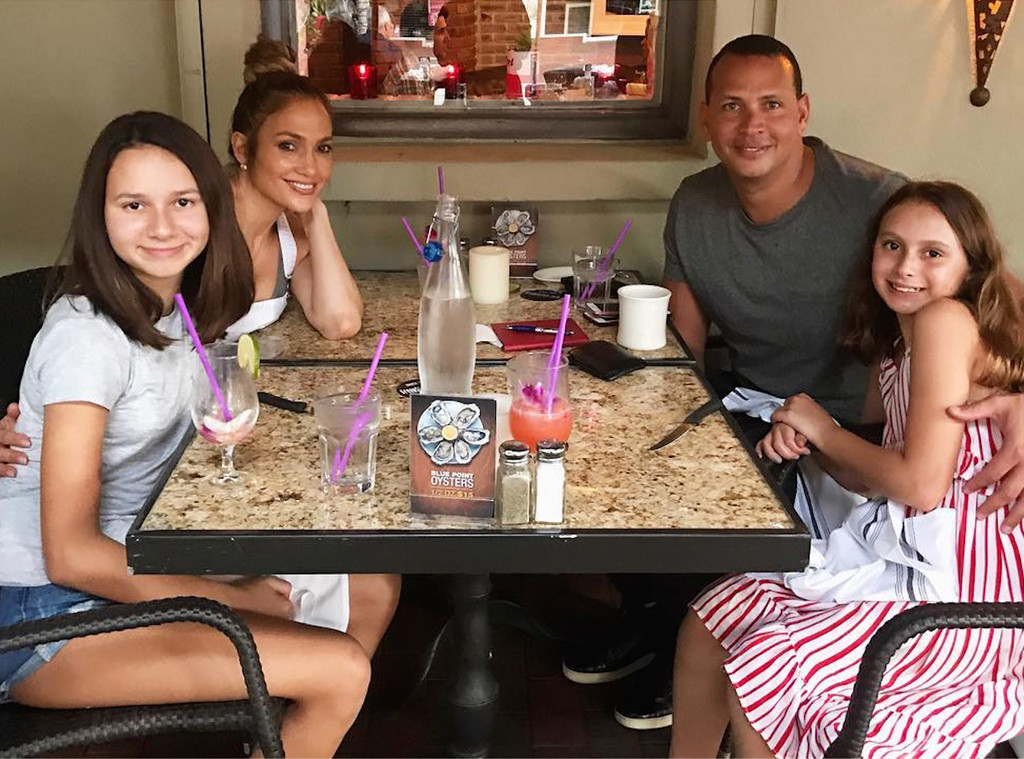 Jennifer Lopez, Alex Rodriguez and Their Kids All Scream ...
