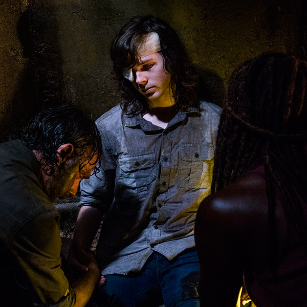 <i>The Walking Dead</i>'s Midseason Finale Marked Its Biggest Change From the Comics Yet & It Surprised Just About Everyone