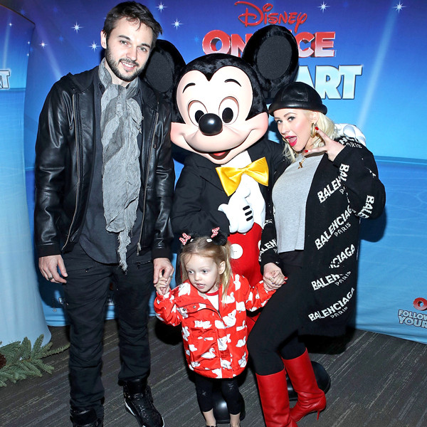 Christina Aguilera, Beyoncé and More Stars Step Out With Their Kids for Disney on Ice