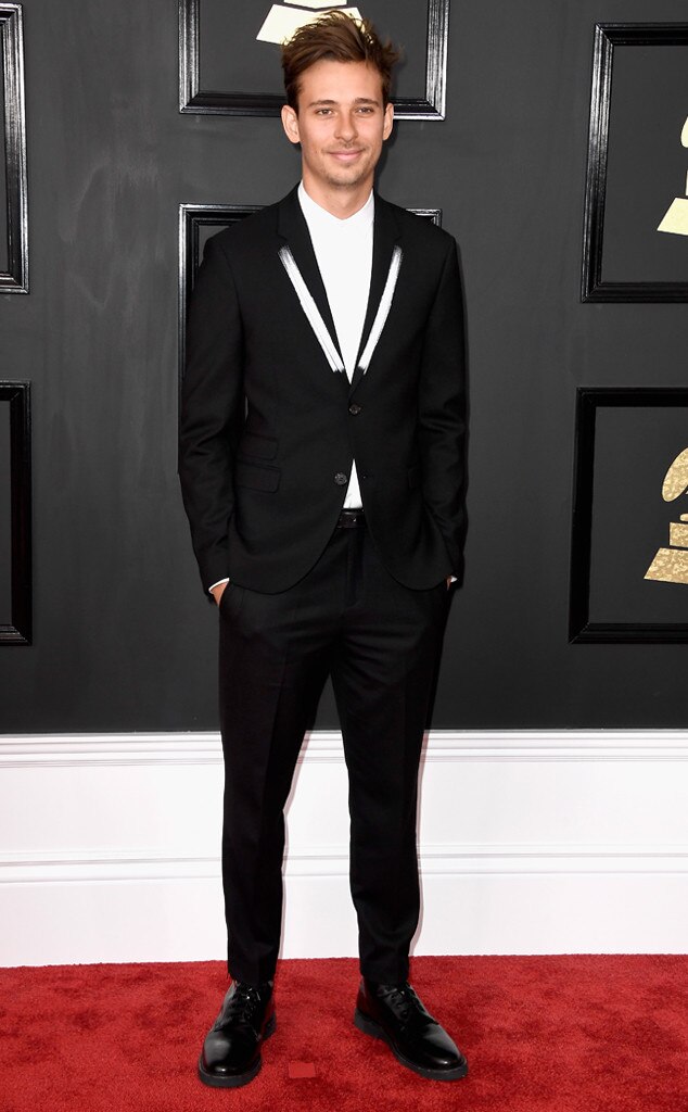 Flume, 2017 Grammys, Arrivals