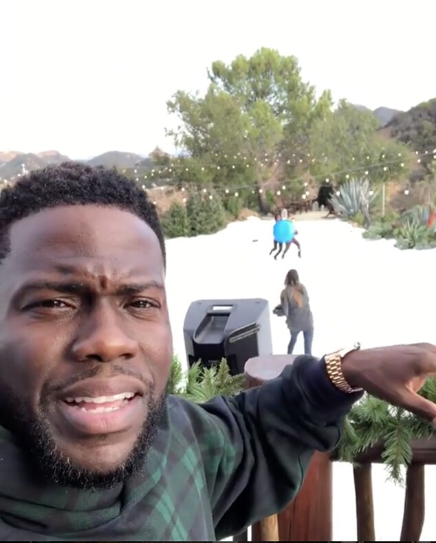 Kevin Hart, Snow, Malibu, Family, Christmas 2017