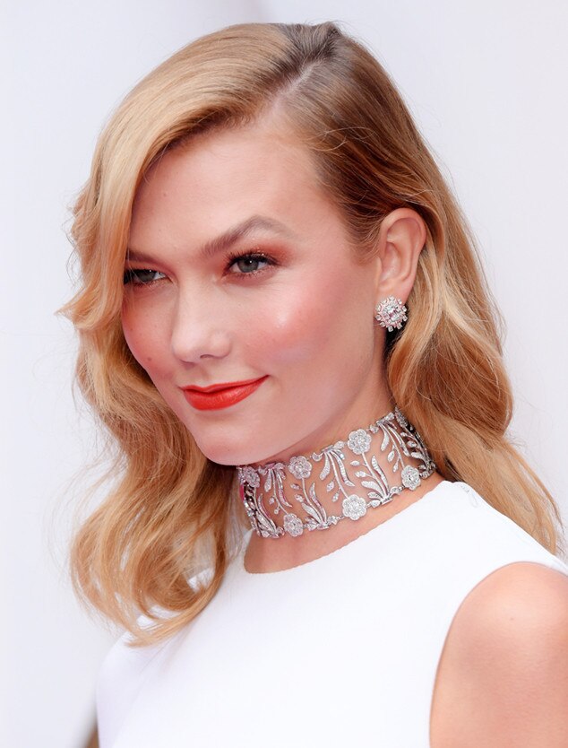 ESC: Karlie Kloss