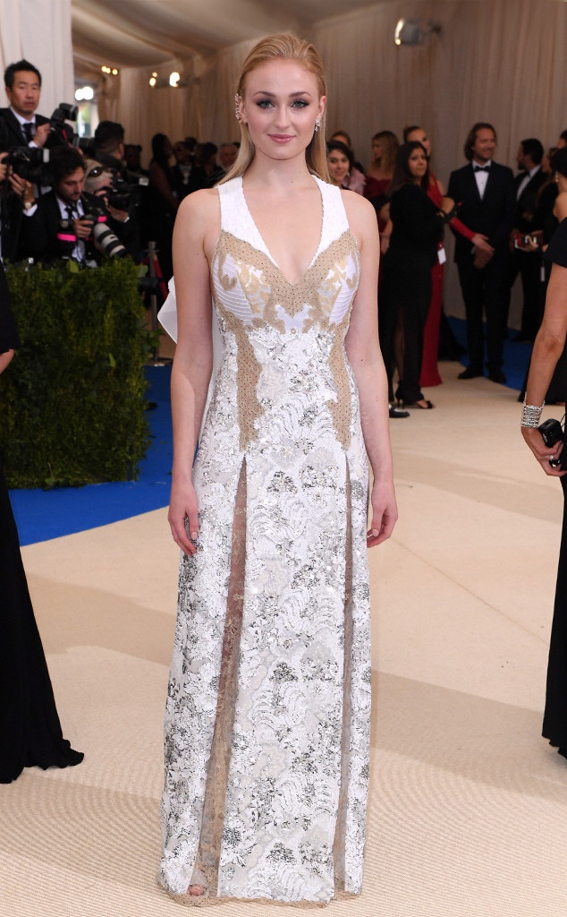 2017 Met Gala: Red Carpet Arrivals Sophie Turner, 2017 Met Gala Arrivals