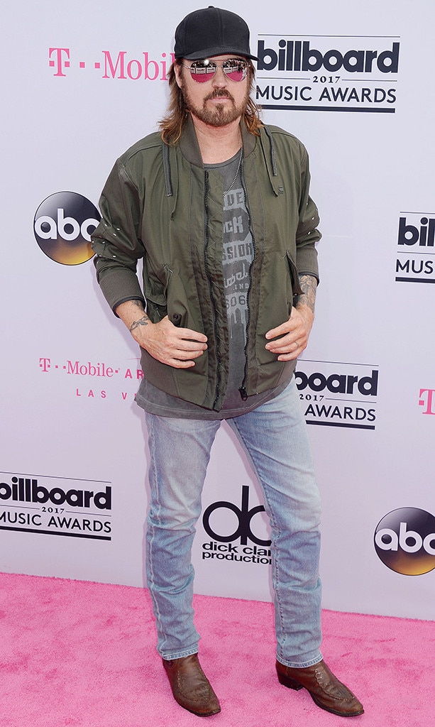 Billy Ray Cyrus, 2017 Billboard Music Awards, Arrivals