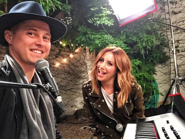 Ashley Tisdale Reunites With 'High School Musical' Co-Star Lucas Grabeel For Duet