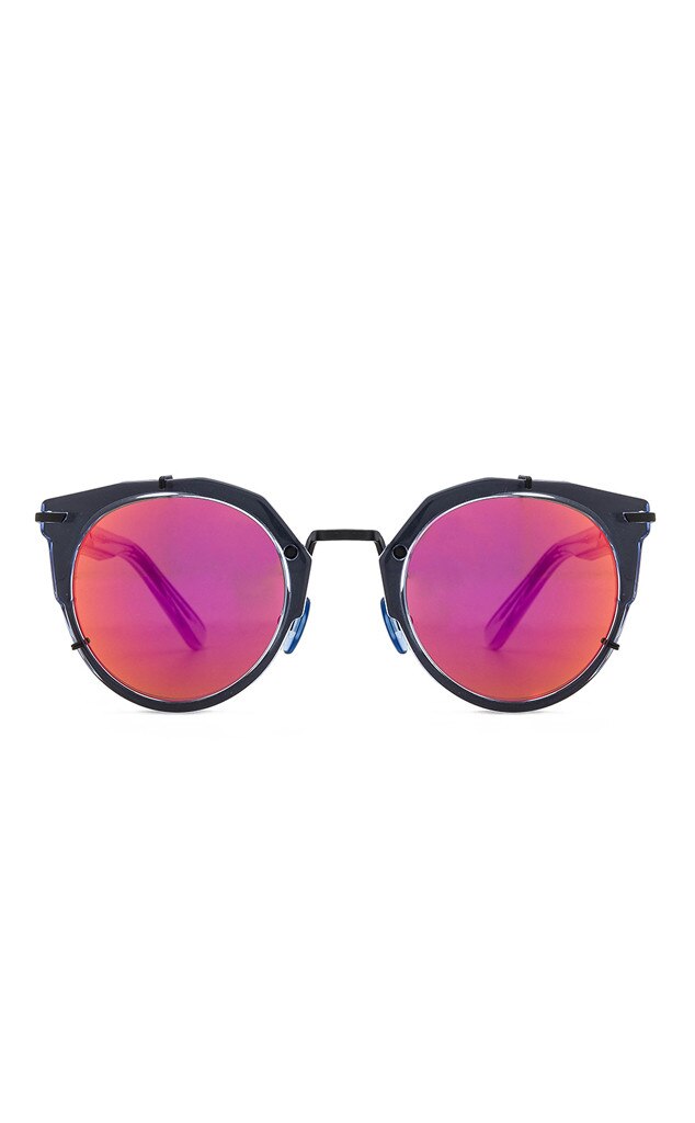 Branded: Sunnies Day