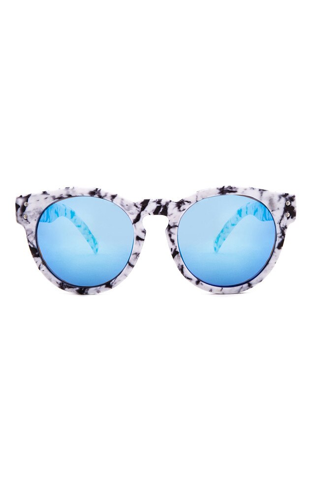 Branded: Sunnies Day