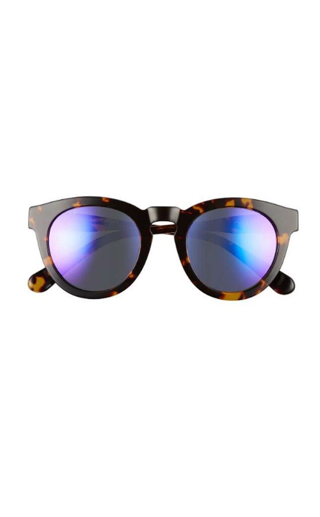 Branded: Sunnies Day
