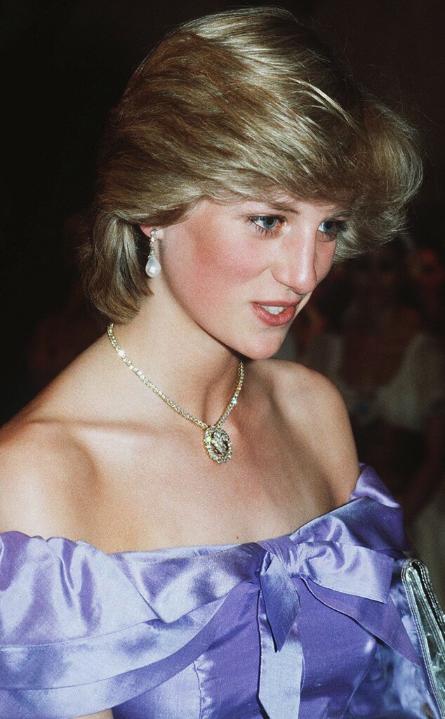 ESC: Princess Diana, Off-the-Shoulder