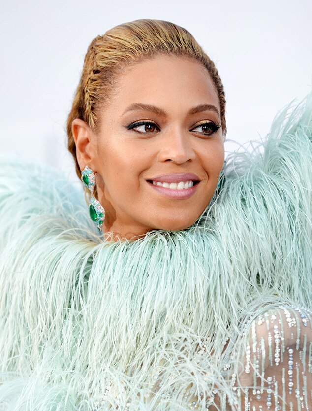ESC: Highlighter, Beyonce