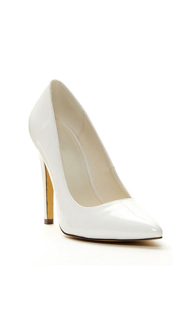 ESC: Zendaya White Pump