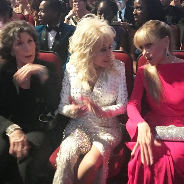 Jesse Tyler Ferguson, Dolly Parton, Lily Tomlin, Jane Fonda Emmys 2017