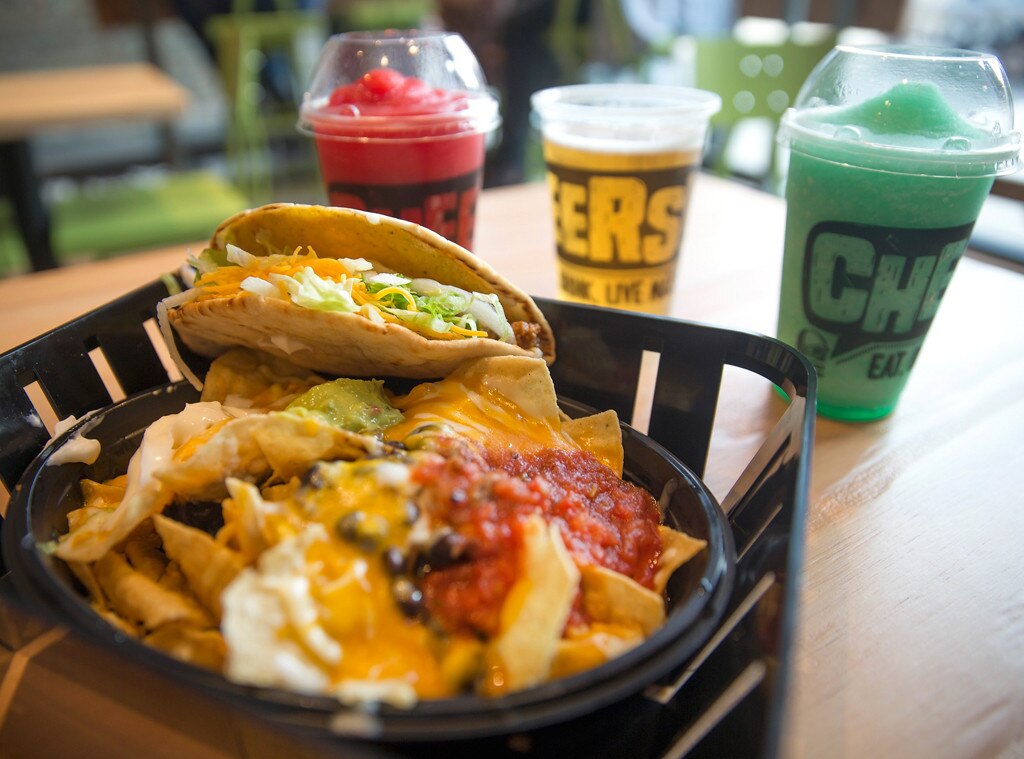 Taco Bell Is Ditching DriveThru’s to Sell Alcohol in 350 New